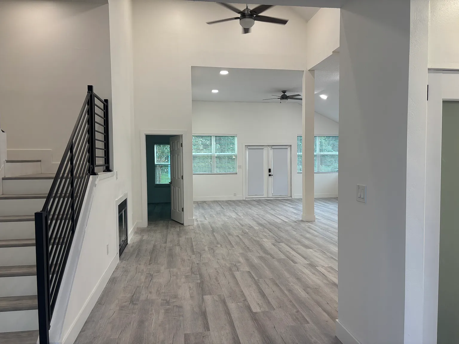 4 bed, 2152 sqft, $3,600 — Photo 3