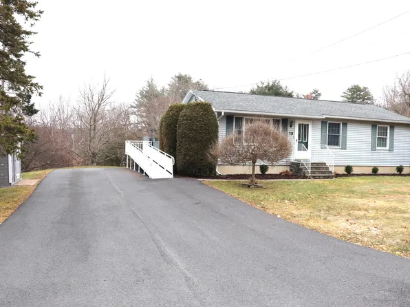 19 Marion Drive, Hampden, ME 04444