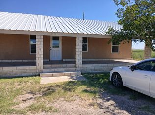 203 Iglesia St, Saragosa, TX 79780