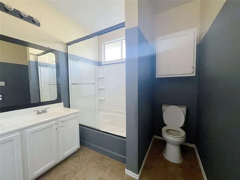 18208 Maxa Dr — Photo 13