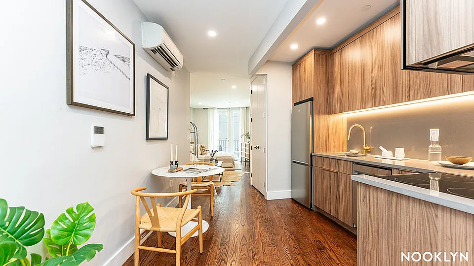 31-61 Vernon Blvd #7Q