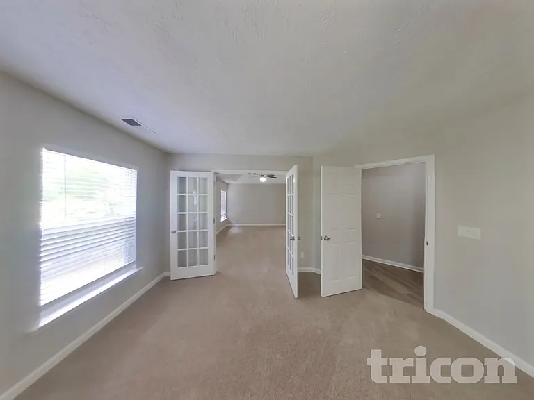 8292 Eastshore Dr — Photo 15