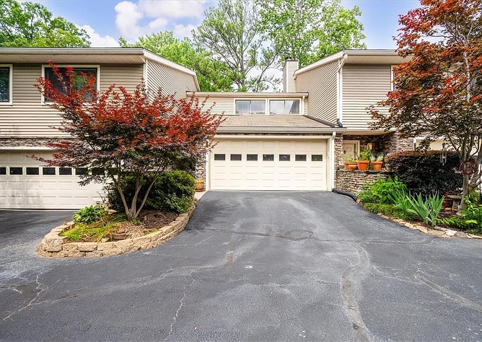 1st image of 68 Basswood Cir
