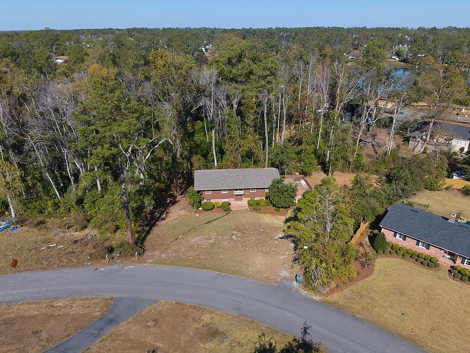 1st image of 2446 Meadowbrook Dr