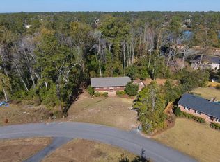 2446 Meadowbrook Dr, Valdosta, GA 31602