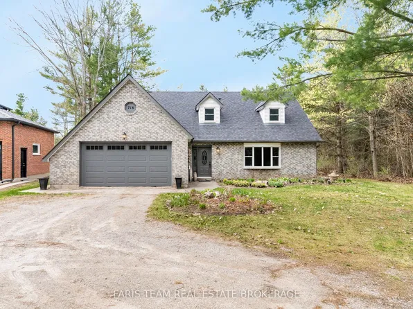 718 Henderson Dr, Innisfil, ON L9S 2J8