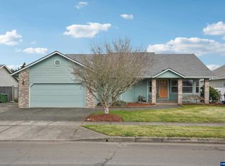 2072 Cardinal Ave SE, Stayton, OR