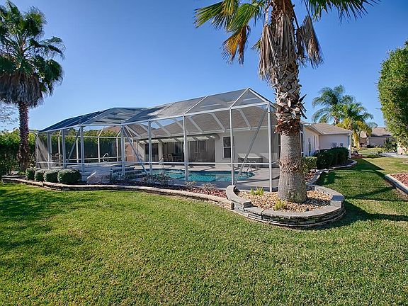 4th image of 627 Brighton Dr