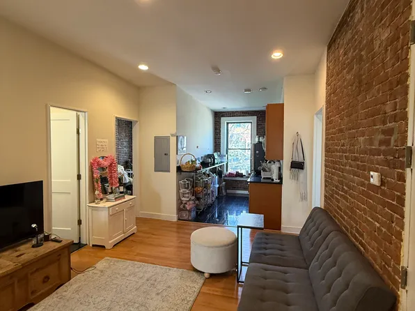 21 Cortes St, Boston, MA