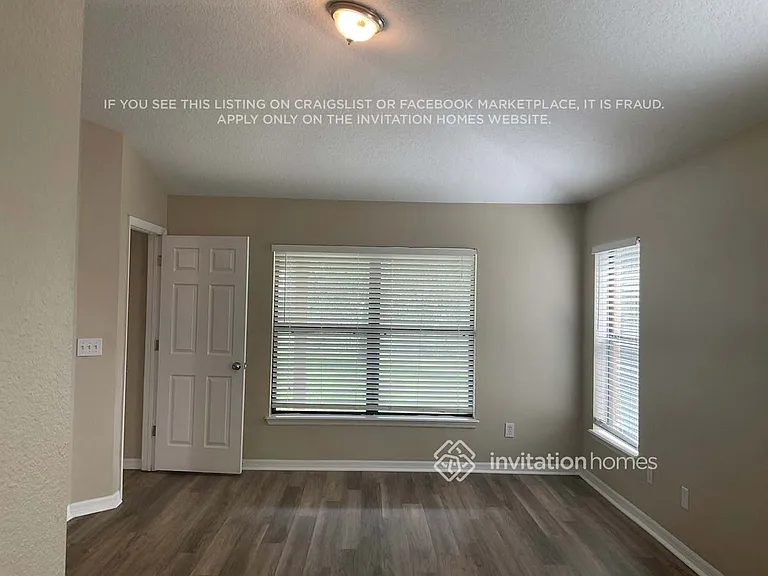 1714 Garden View St — Photo 9
