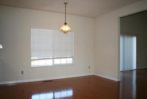 4th image of 3199 Whitesand Dr