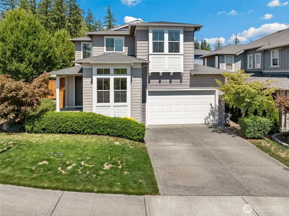 2412 NE Boulderstone Court, Poulsbo, WA 98370