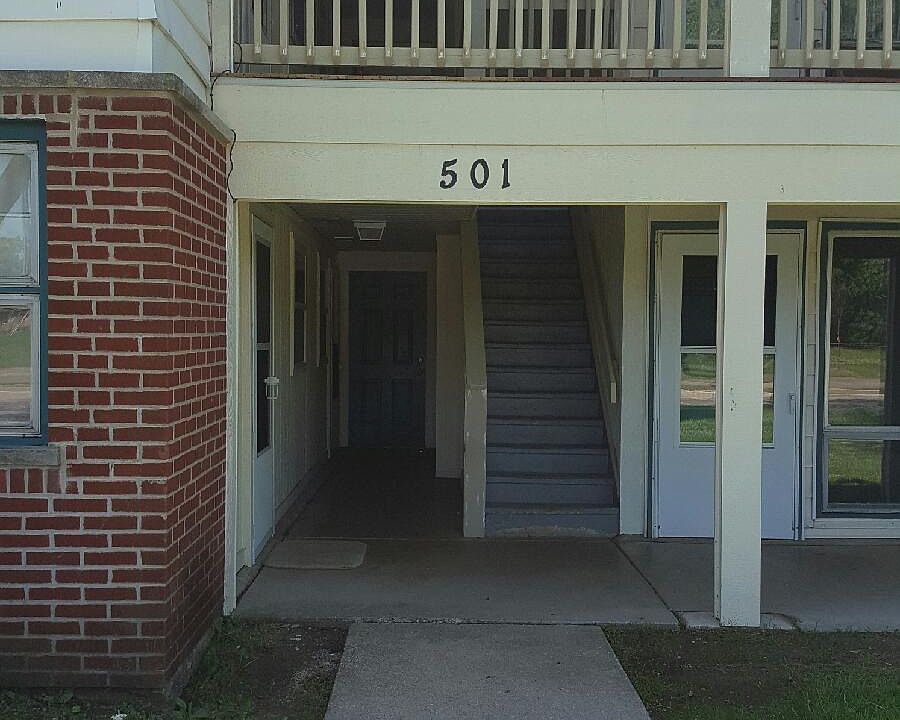 1st image of 501 Maple Ave