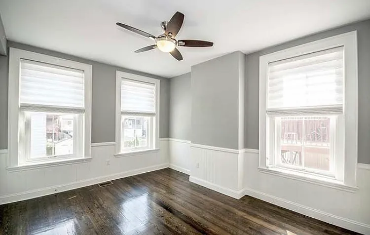 551 E 6th St #1 — Photo 7