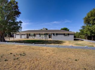 1343 State Highway 194, Plainview, TX 79072