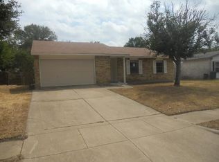 6328 Little Ranch Rd, North Richland Hills, TX 76182