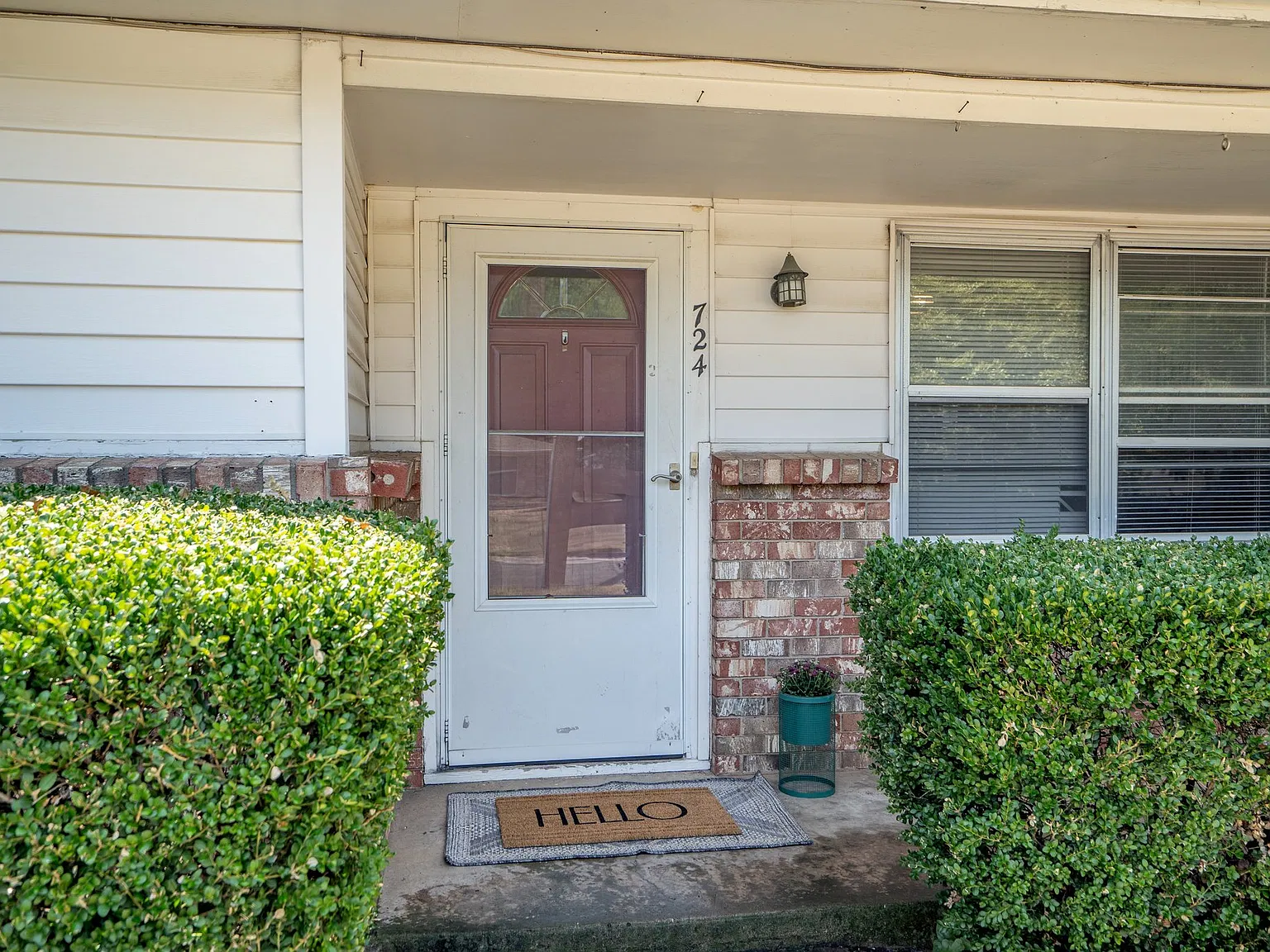 2 bed, 1097 sqft, $1,700 — Photo 4