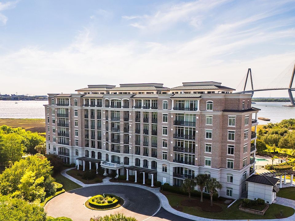 1st image of 234 S Plaza Ct #211