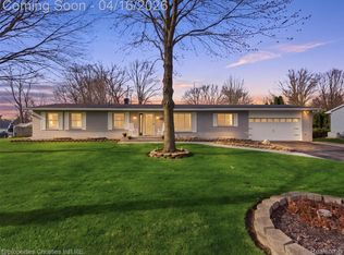 2435 Pfeifle, Howell, MI 48843
