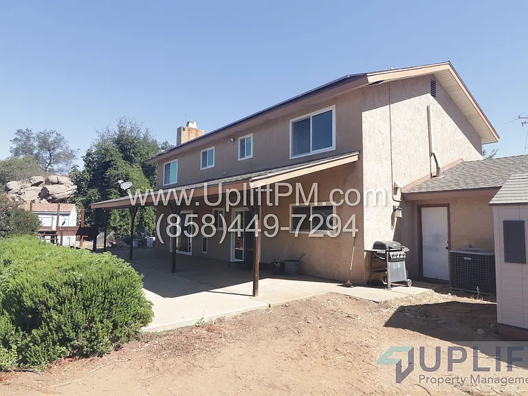 15436 Las Manzanitas Rd — Photo 31