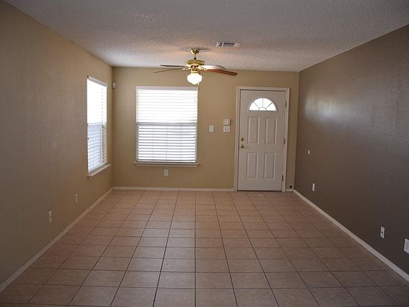 2nd image of 12572 Flora Alba Dr