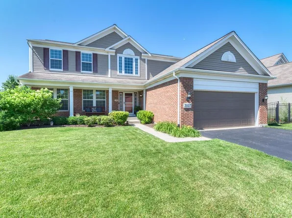 3507 Crestwood Ln, Carpentersville, IL 60110