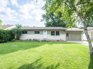 638 Appletree Ln, Moorhead, MN 56560