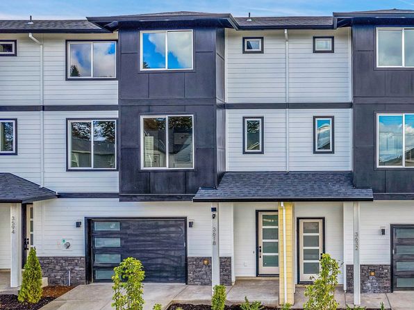 3618 SW Sandlewood Ln