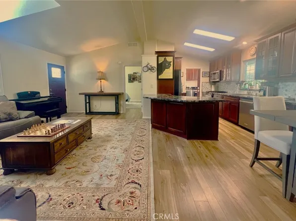 319 Concord Ln, Newport Beach, CA 92660