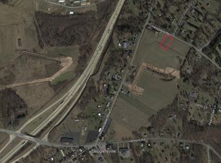 370 Hampshire Rd, Reading, PA 19608