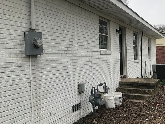 5th image of 1108 North Dr