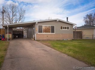 242 Desmet Dr, Cheyenne, WY 82007