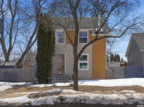 1951 15TH STREET W, Prince Albert, SK S6V 3V1