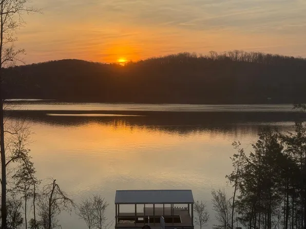 86 Dalton Ln, Lynch Station, VA 24571