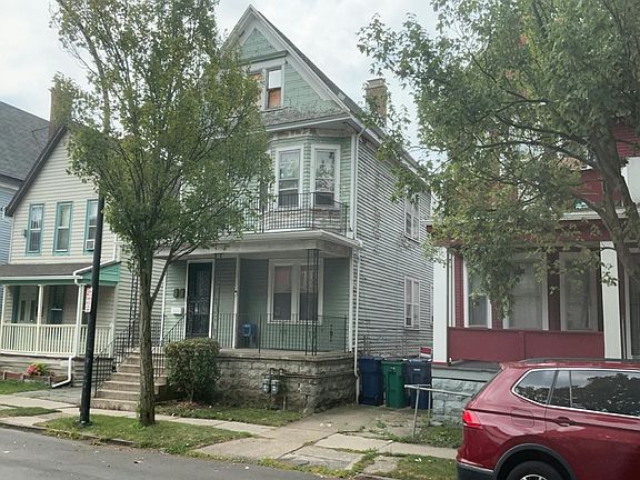 2nd image of 86 18th St