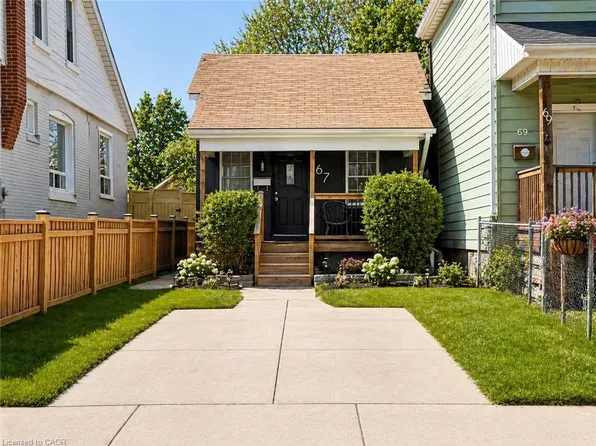 67 Glendale Ave N, Hamilton, ON L8L 7J6