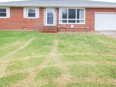 701 N Neunaber Dr, Moro, IL, 62067