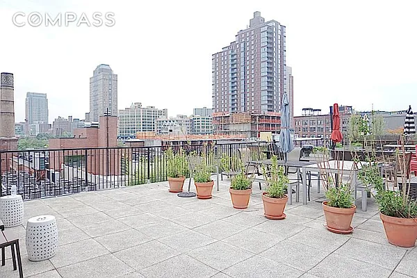 Rented by Compass | media 37