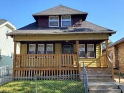 2nd image of 3606 N 24th Pl
