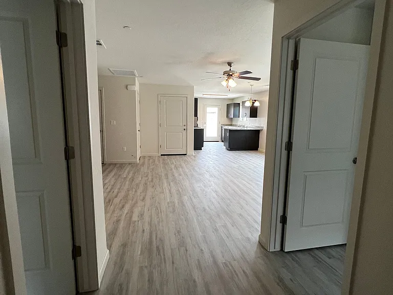 731 Aberdeen St #731 — Photo 7