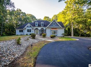 6319 Penny Ln, Jackson, MI 49201