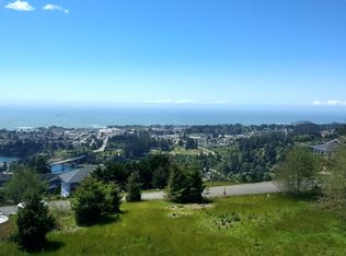 98009 Crown Ter, Brookings, OR 97415