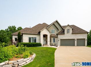 6523 NW 95th Ct, Johnston, IA 50131