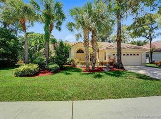 4853 NW 66th Ave, Lauderhill, FL 33319