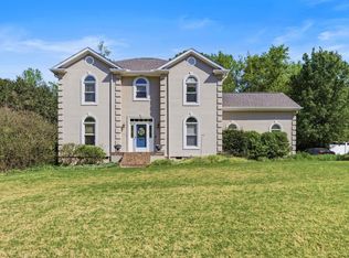 352 Round Ridge Rd, Spartanburg, SC 29302