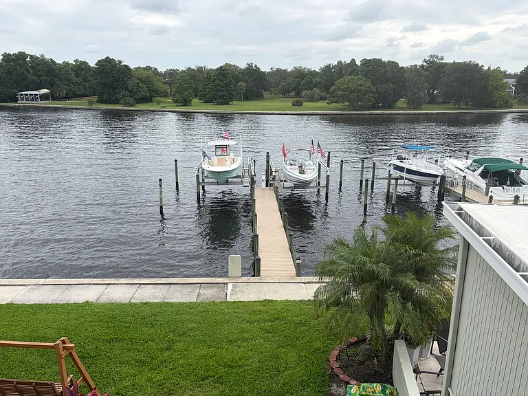 2424 W Tampa Bay Blvd #C212 — Photo 5