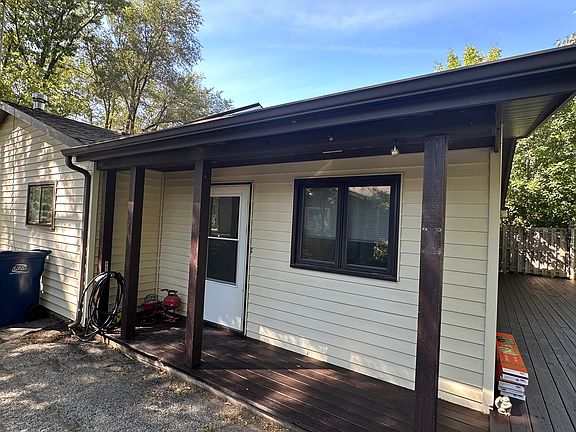 2nd image of 36323 N Edgewood Dr