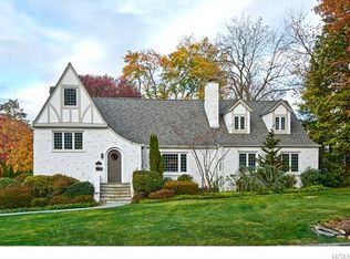 33 Sterling Rd, Harrison, NY 10528