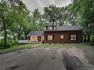 5327 Eagle Pine Dr, Quincy, IL 62305