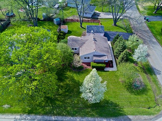 2nd image of 12 Golfview Rd